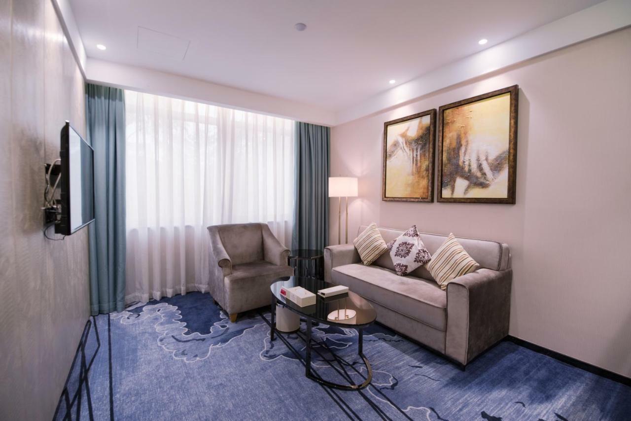 Ramada Shenzhen Baoan Ξενοδοχείο Εξωτερικό φωτογραφία